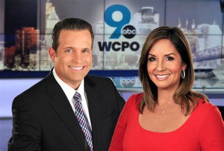 'INDIA' To Boycott Aranab, 11 Other TV Anchors