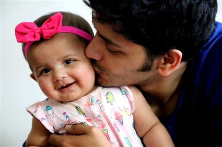 Arjun Chakrabarty Height, Age, Wife, Children, Family, Biography & More » StarsUnfolded
