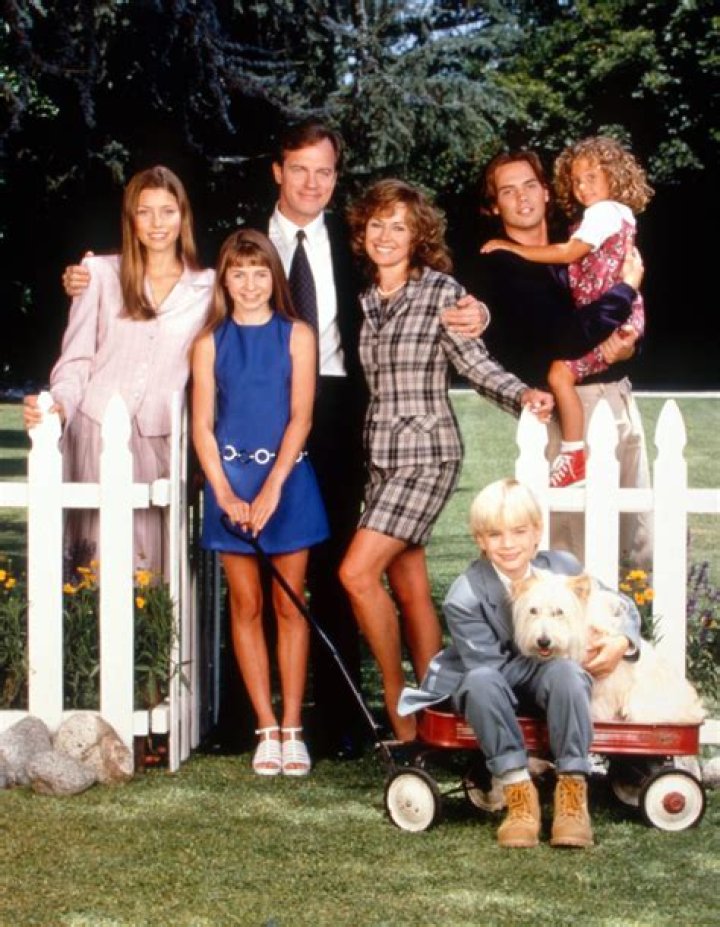 Barry Watson's (7th Heaven) Net Worth, Cancer, Spouse, Kids