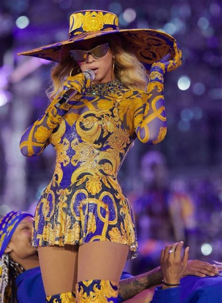 Beyonce Accidentally Breaks Renaissance Tour Bee Helmet (VIDEO)