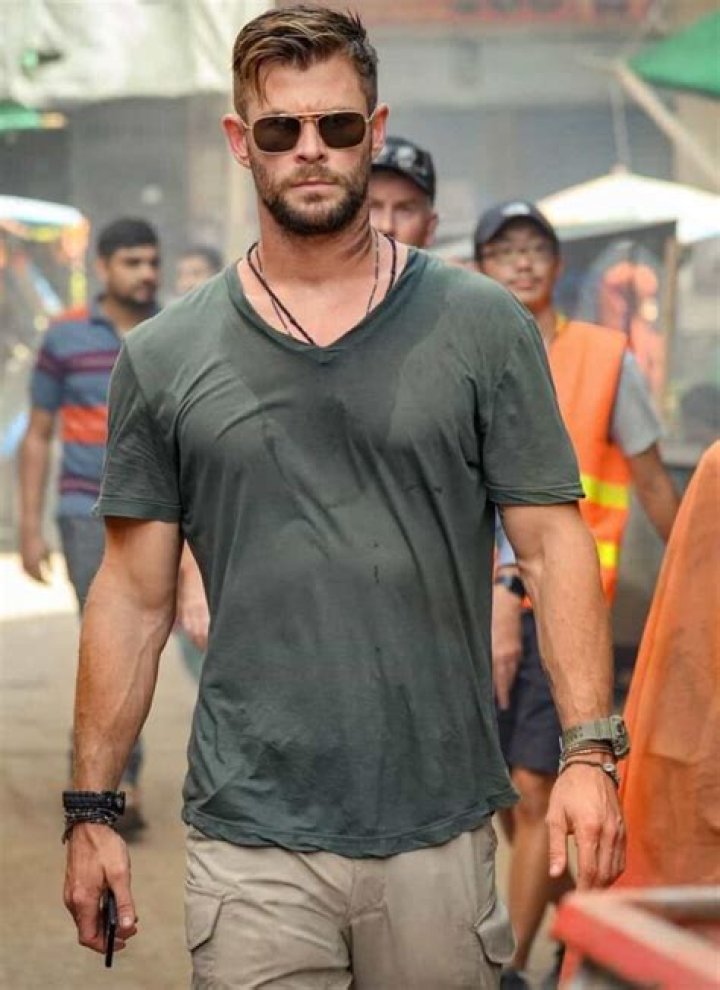 Chris Hemsworth Biography, Age, Wiki, Height, Weight, Girlfriend, Family & More