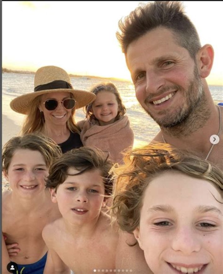 Daniel Zamora Salary & Contract