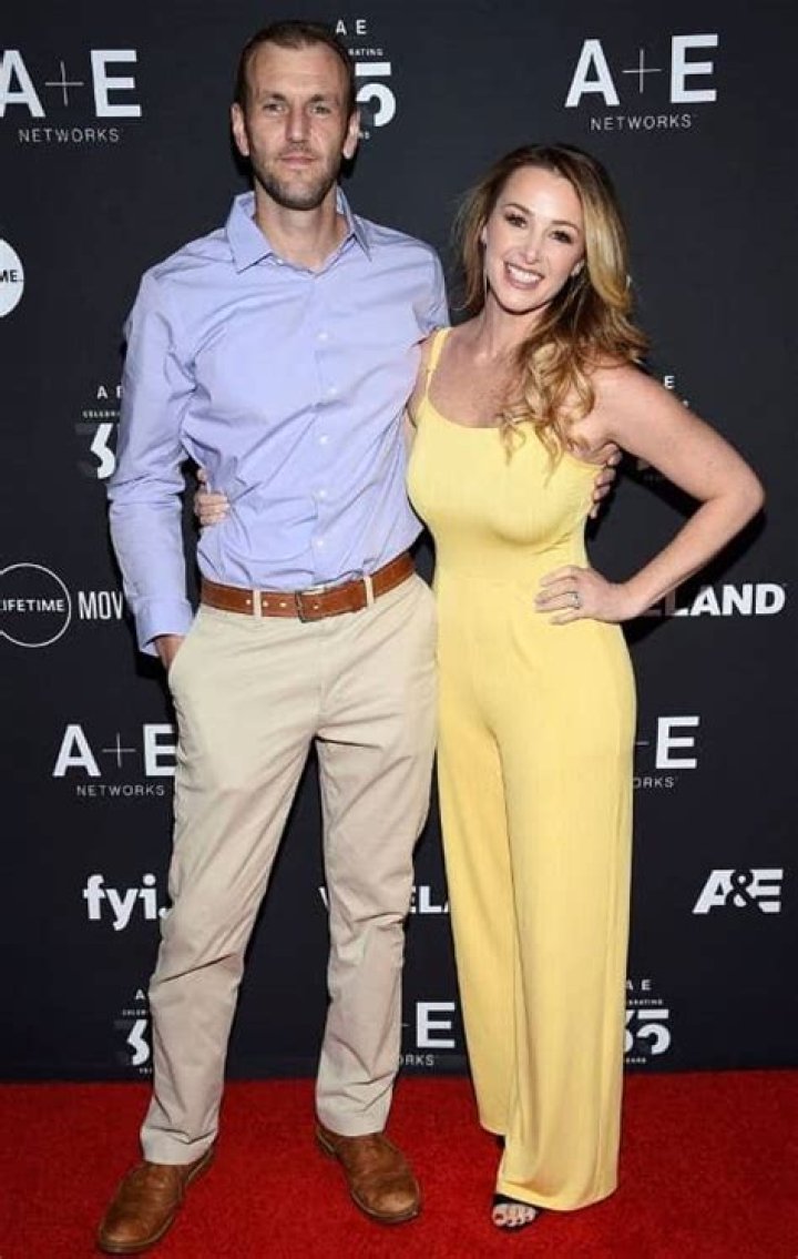 Doug Hehner Biography, Age, Wiki, Height, Weight, Girlfriend, Family & More