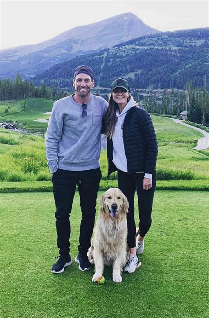 Erin Andrews Bio Husband: Jarret Stoll