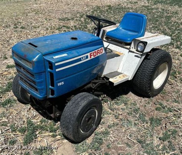 Ford LGT-195 Price, Specs, HP, Review, Attachments 2022