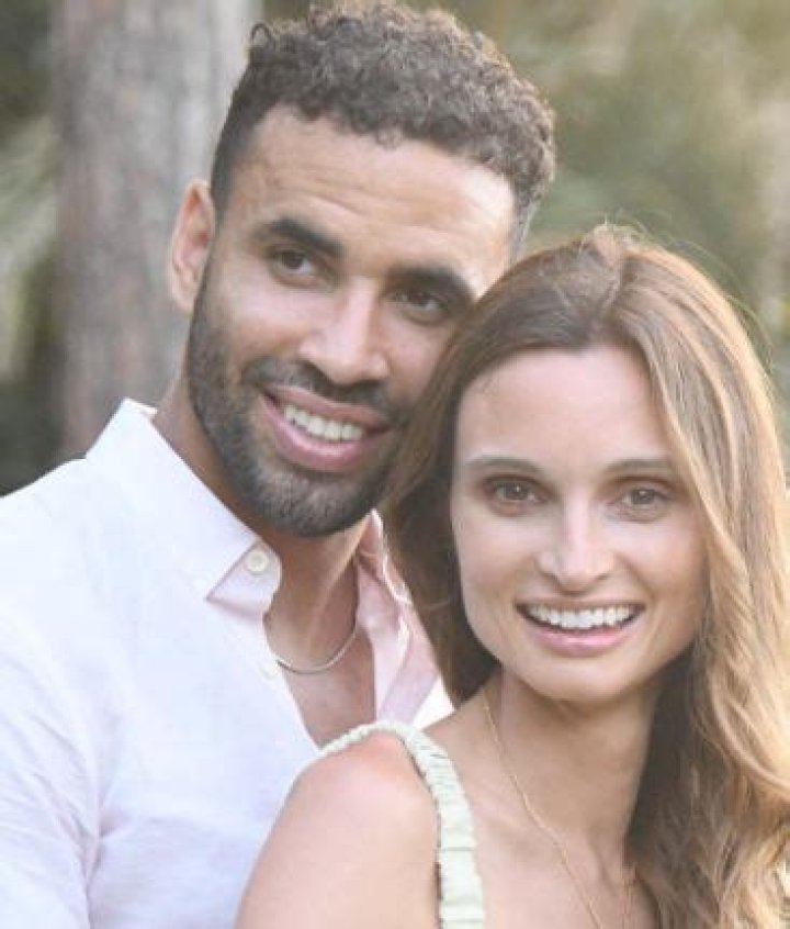 Haley Bartlett - Stunning Wife Of Hal Robson-Kanu