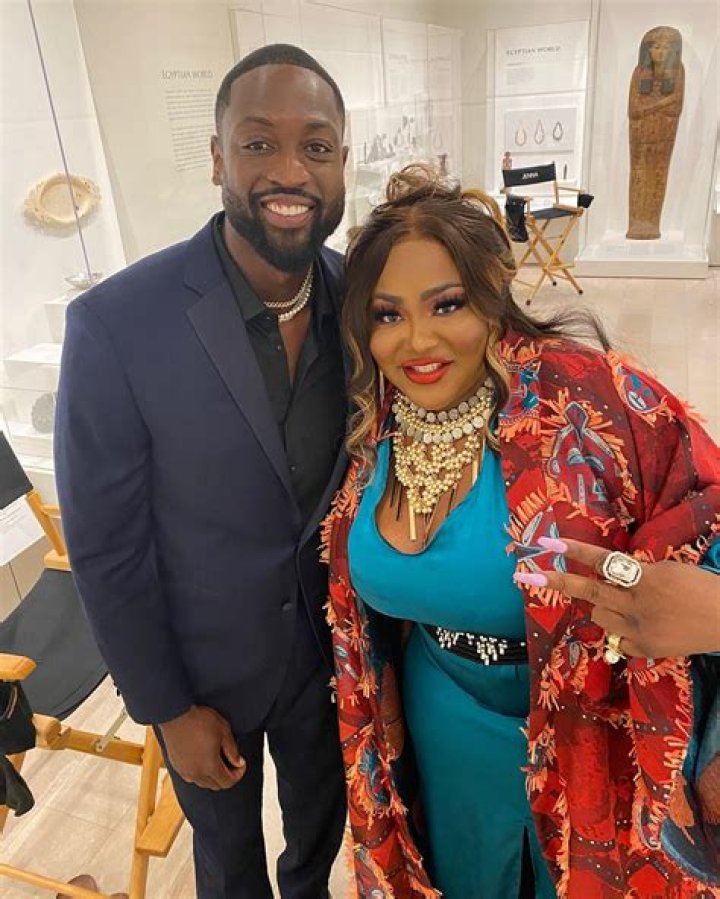 Holly Madison Net Worth - KahawaTungu