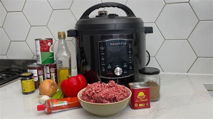 Instant Pot vs Pressure Cooker: which should you buy?