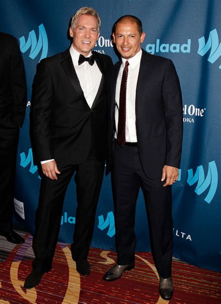 Is Sam Champion Married? Unveiling the Beloved Weatherman's Personal Life