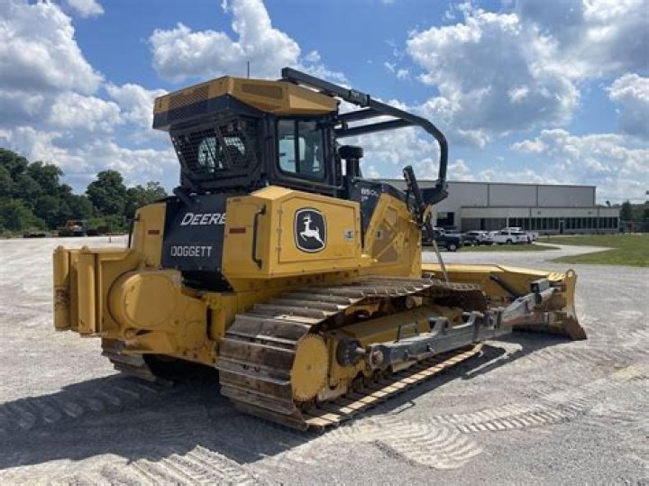 John Deere 850L Specs, Price & Review 2022