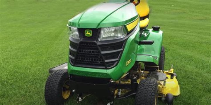 John Deere R92 Specs, Price, Review, Attachments 2022