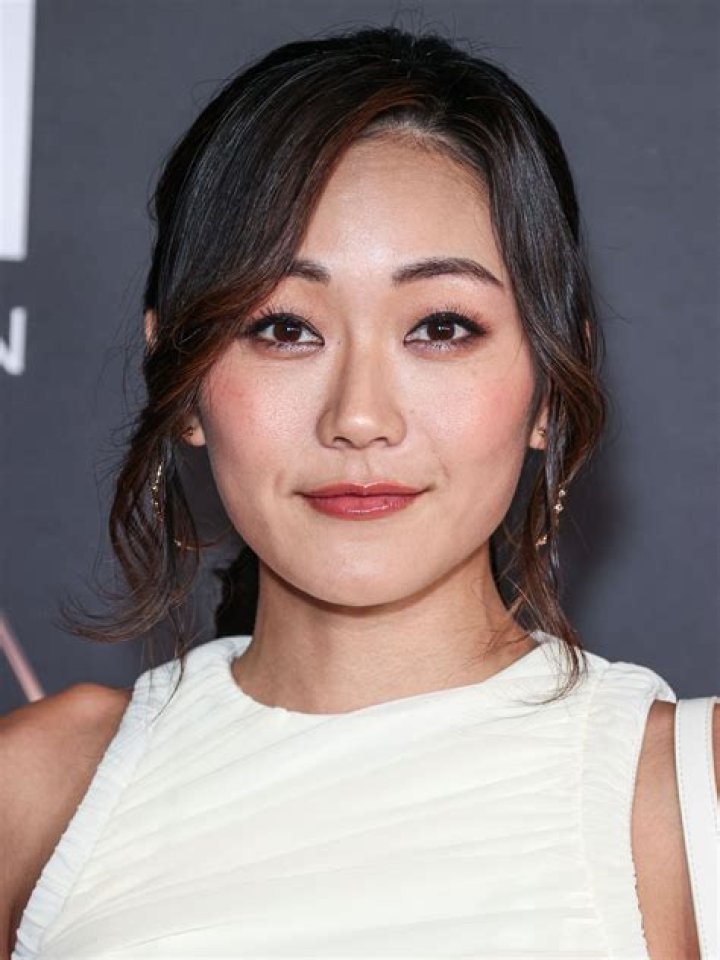 Karen Fukuhara's Dating Life With Her Boyfriend and Career