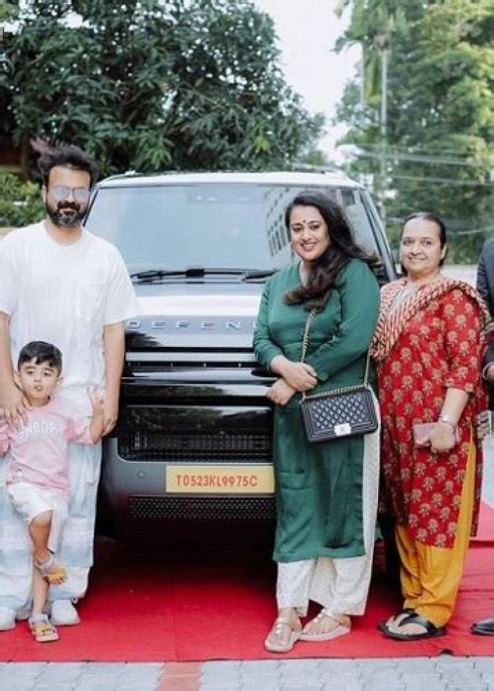 Kunchacko Boban Age, Height, Wife, Children, Family, Biography & More » StarsUnfolded