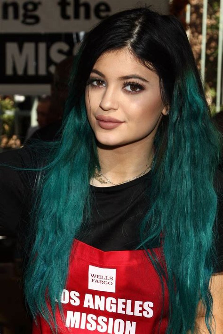 Kylie Jenner Has Green Hair Now