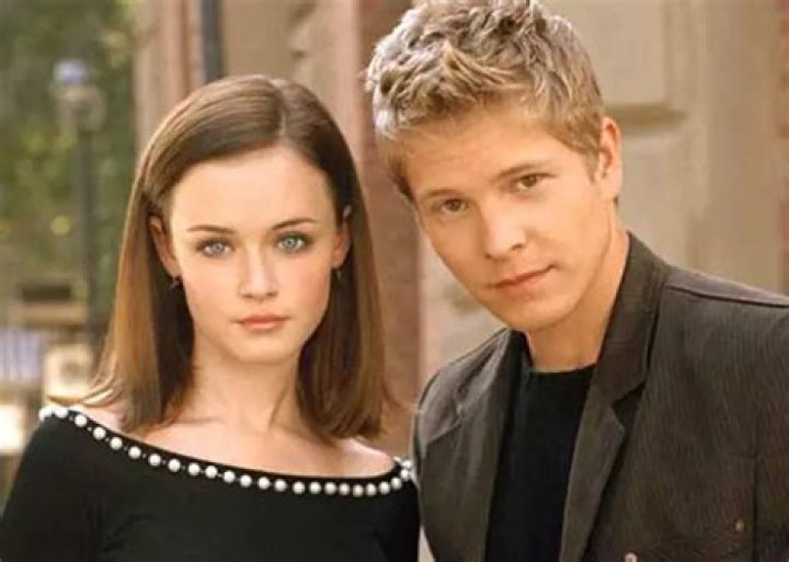 Matt Czuchry Stays Away From Relationship After Dating Many Beautiful Women