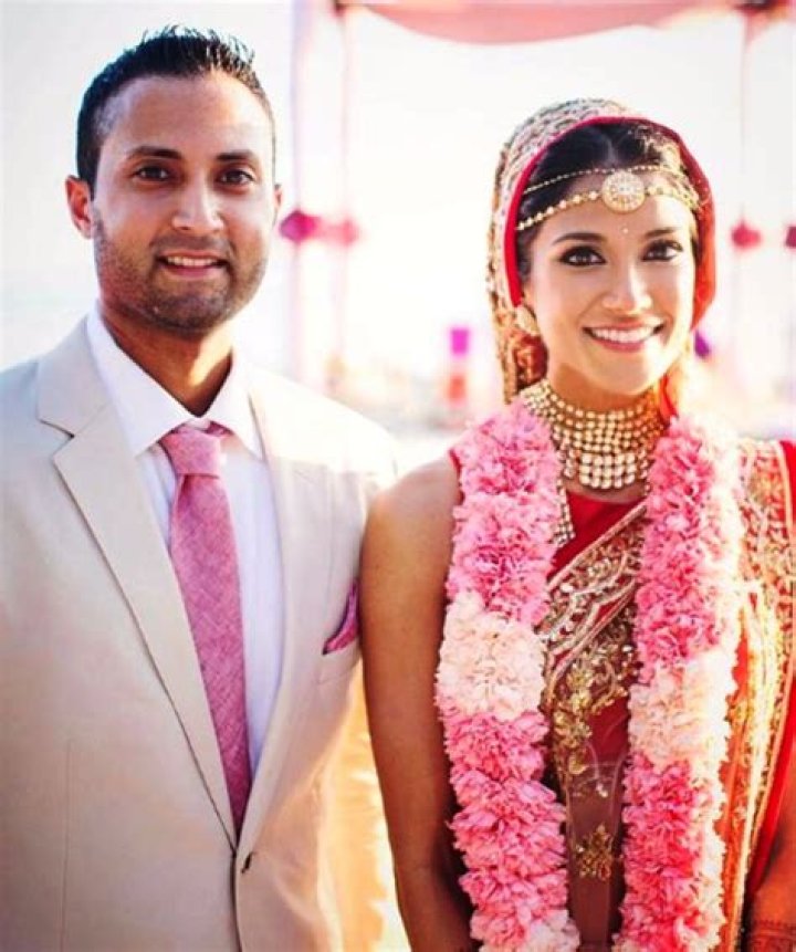 Melanie Chandra Height, Weight, Age, Husband, Family, Biography, & More » StarsUnfolded