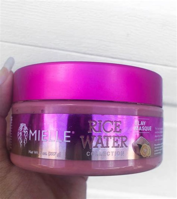 Mielle Organics’ Rice Water Clay Masque Revived My Dry Curls