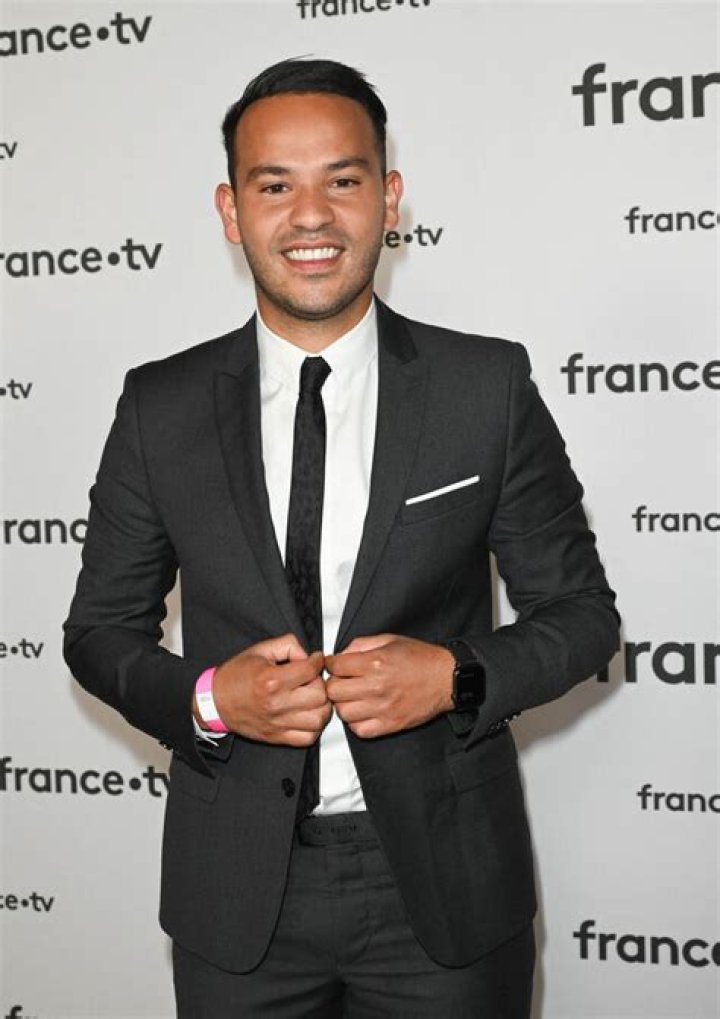 Mohamed Bouhafsi wikipédia, biographie, épouse, origine, femme, nouveau compagnon, taille, enfant et plus