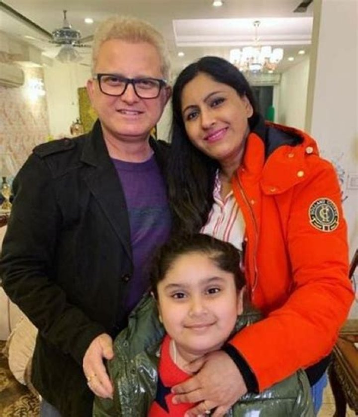 Naresh Kathooria Age, Wife, Family, Biography & More » StarsUnfolded