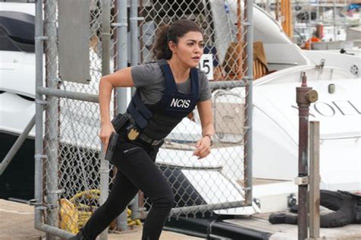 NCIS Hawaii: Yasmine Al-Bustami Measurements