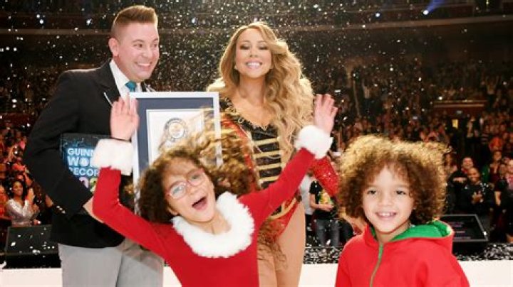 Nick Cannon Comments on Ex Mariah Carey's Instagram Video