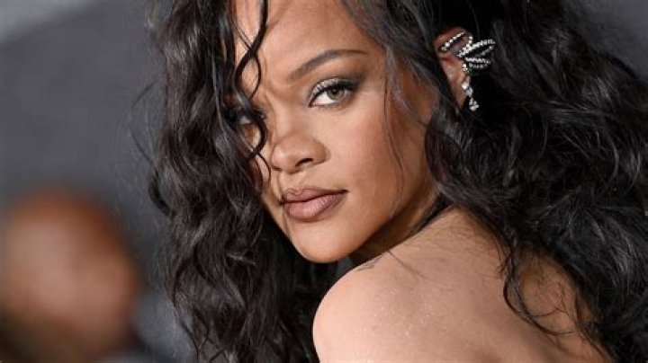 People Search For Rihanna's Religion