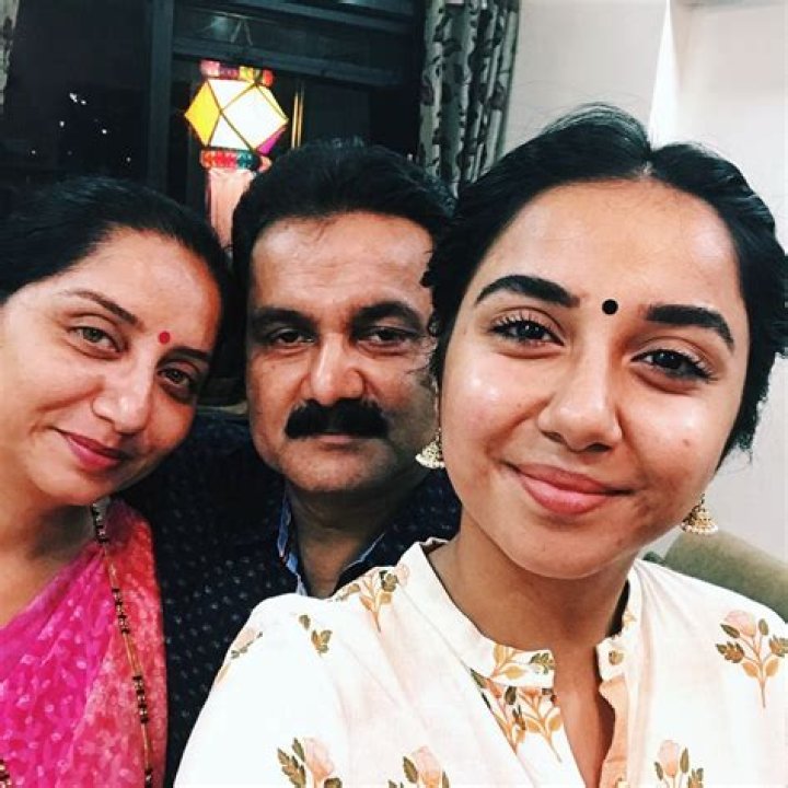 Prajakta Koli (YouTuber) Height, Age, Boyfriend, Family, Biography & More » StarsUnfolded