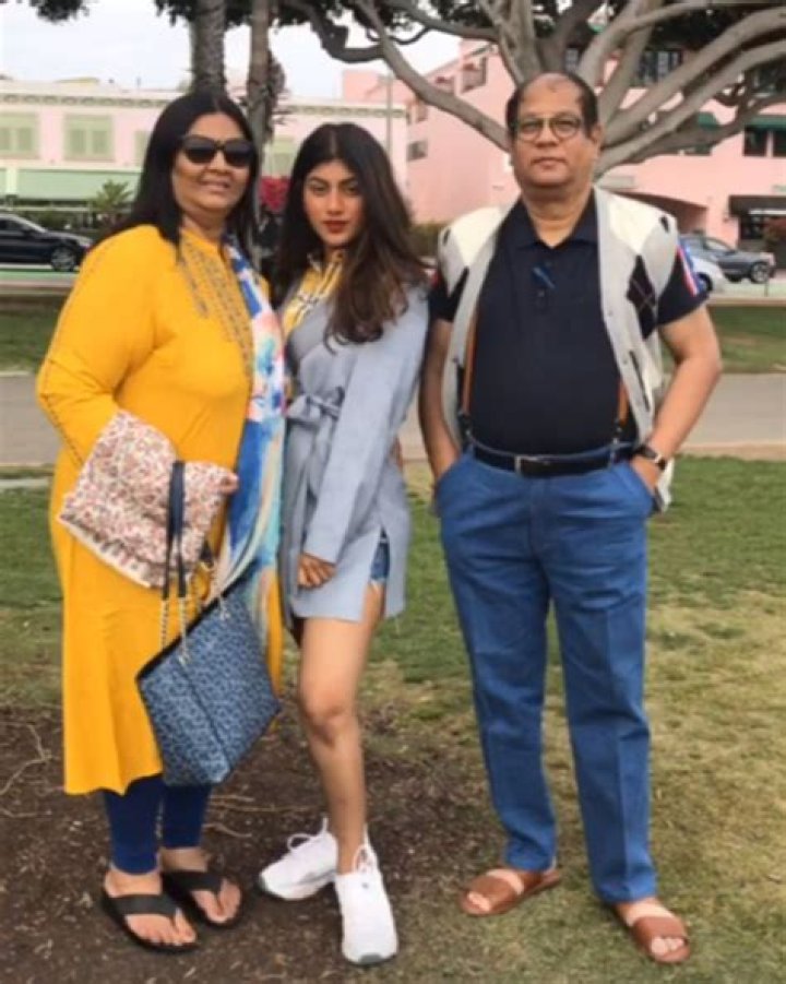 Rajvi Brahmbhatt (Temptation Island India) Height, Age, Boyfriend, Family, Biography & More » StarsUnfolded