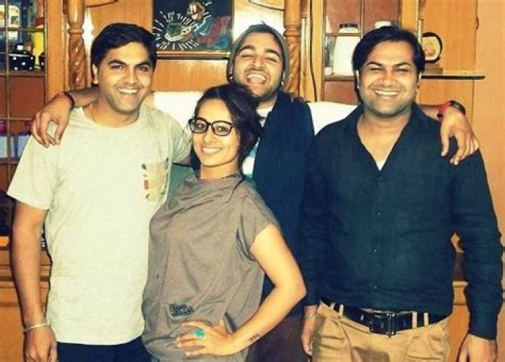 Shweta Mehta (Roadies Rising) Height, Age, Boyfriend, Family, Biography & More » StarsUnfolded