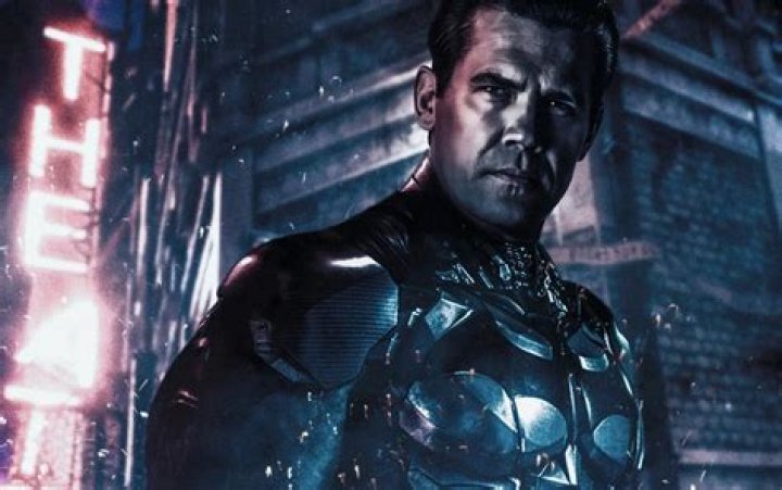 Thanos actor Josh Brolin almost played Batman in the Snyderverse and wishes to play an Older Batman in the future