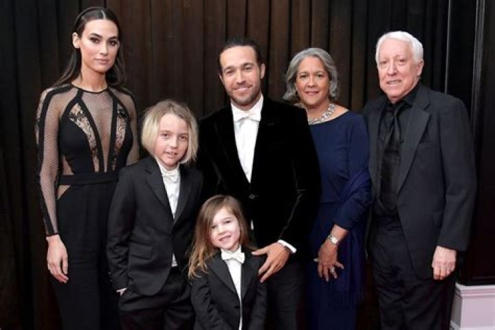 The Untold Truth Of Pete Wentz's Partner