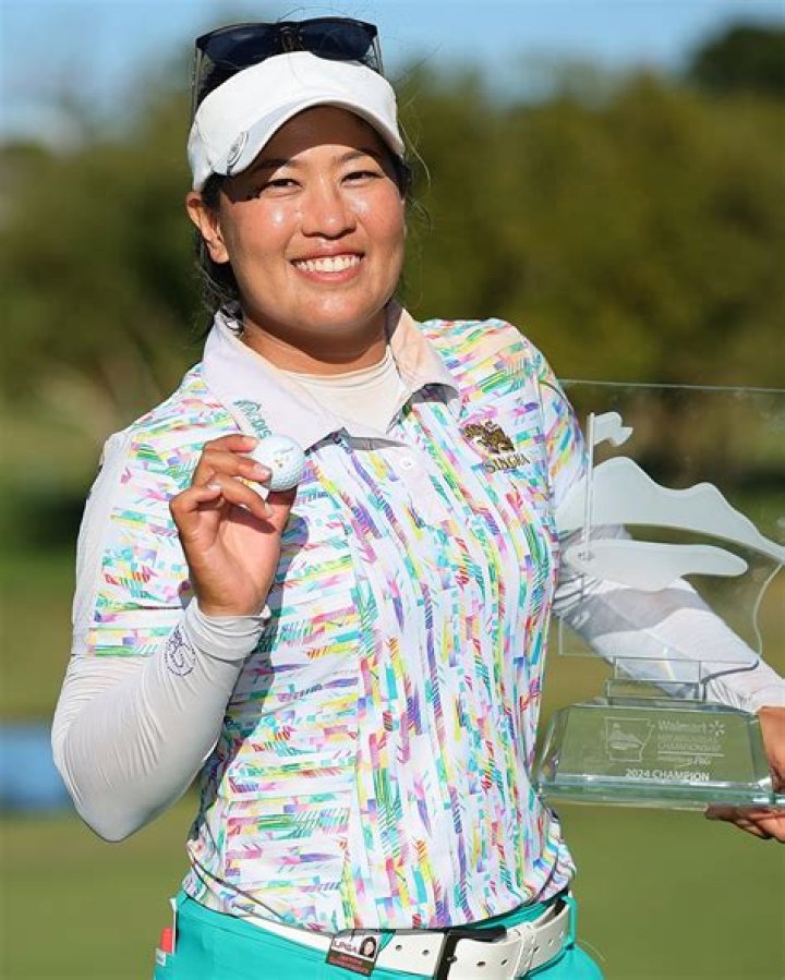 Thidapa Suwannapura Husband Parents And Net Worth 2022