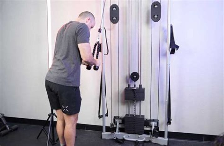 Triceps Extensions Variations: Tips From A Personal Trainer