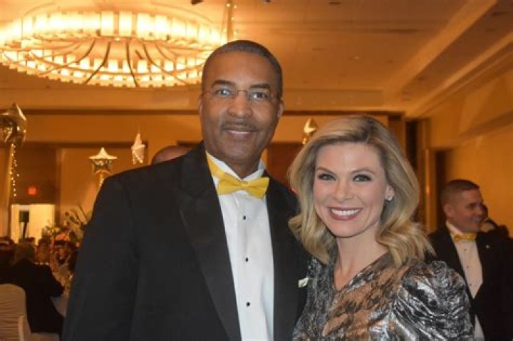 Ukee Washington Wife Laurie Washington Is A Therapist