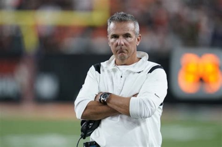 Urban Meyer Biography, Age, Wiki, Height, Weight, Girlfriend, Family & More