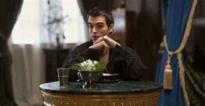 What is Wrong with King George III in Queen Charlotte?