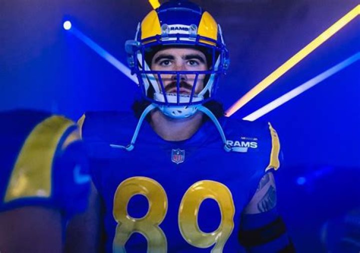 Who is Tyler Higbee girlfriend? His Relationship, Parents, Family, Net Worth