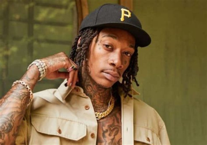 Wiz Khalifa Biography, Age, Wiki, Height, Weight, Girlfriend, Family & More